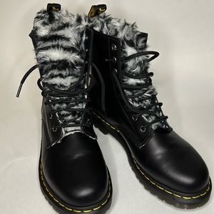 Womens Dr. Martens 1460 8-Eye Serena Boot - Black / Zebra